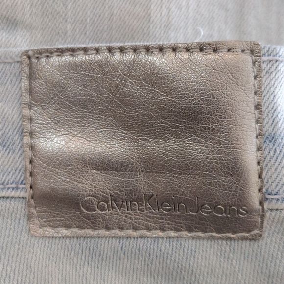 Calvin Klein Jeans Ultimate Skinny Light Washed embroidered front Jeans - Picture 5 of 16